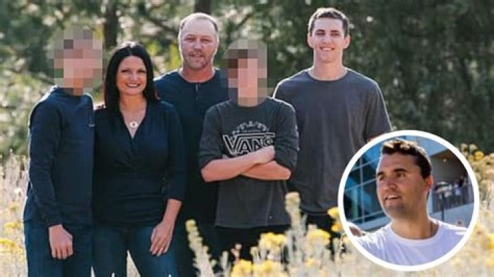 
Who are Antonee Robinsons Parents? Antonee Robinson Biography, Parents Name and More 